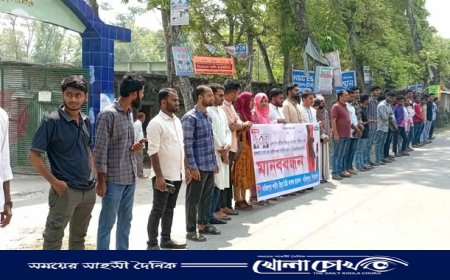 নাজিরপুরে ছাত্রদলের মানববন্ধন, নারীর প্রতি সহিংসতার প্রতিবাদ