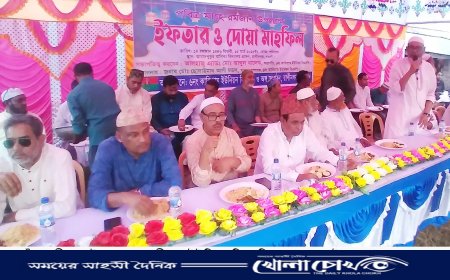 নওগাঁর রাণীনগরে বিএনপির দোয়া মাহফিল ও ইফতার অনুষ্ঠিত