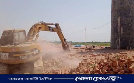 আত্রাইয়ে অবৈধ ইটভাটা ভেঙে দিল প্রশাসন