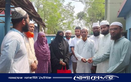 আত্রাইয়ে শহীদ পরিবারকে জামায়াতে ইসলামির আর্থিক সহায়তা