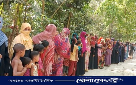 সুবর্ণচরে আশ্রয়ণ প্রকল্পের বাসিন্দাদের  মানববন্ধন 