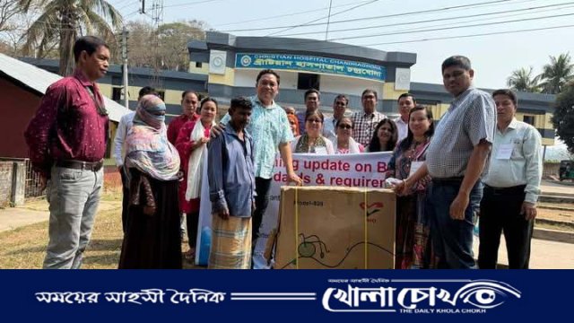 কাপ্তাইয়ে প্রতিবন্ধী নারী নুর জাহান পেলেন হুইলচেয়ার