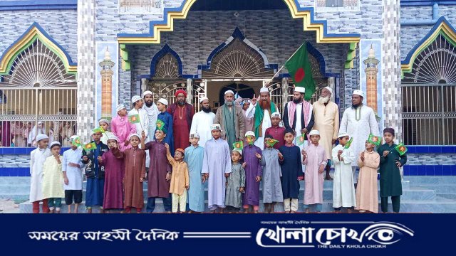 গ্রামবাসীর অর্থায়নে কোটি টাকা ব্যয়ে নান্দনিক মসজিদ