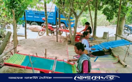 বিষুকে ঘিরে কোমর তাঁতে স্বপ্ন বুনছেন তনচংগ্যা নারীরা