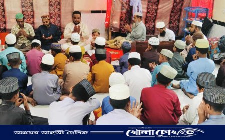 আত্রাইয়ে শিক্ষক ছনি সরকারের উদ্যোগে গাজায় গণহত্যার প্রতিবাদে দোয়া মাহফিল