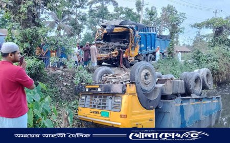 বেগমগঞ্জে দাঁড়িয়ে থাকা ট্রাকে ধাক্কা