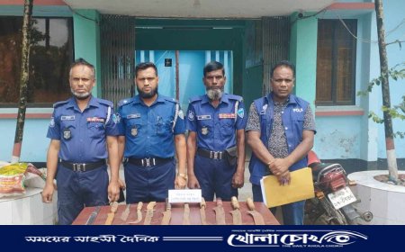 বেগমগঞ্জে বাঁশঝাড়ে পরিত্যক্ত অবস্থায় দেশীয় অস্ত্রের ভাণ্ডার উদ্ধার