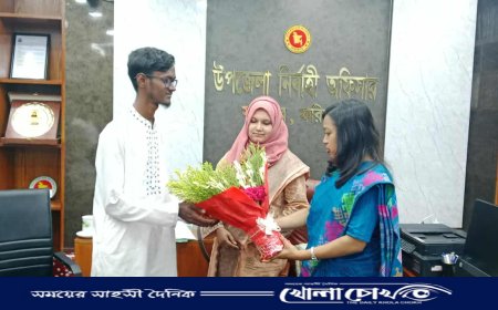 সদরপুরে প্যারাগ্লাইডার নির্মাতা মারুফকে সংবর্ধনা দিলেন ইউএনও জাকিয়া সুলতানা