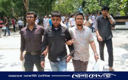 বেরোবিতে গুচ্ছ ভর্তি পরীক্ষায় প্রক্সি দিতে এসে নবম শ্রেণি পাস যুবক আটক