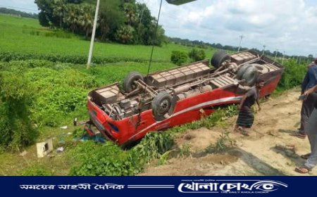 ফরিদপুরের ভাঙ্গায় বাস খাদে পড়ে উল্টে গেল, আহত অন্তত ১৫