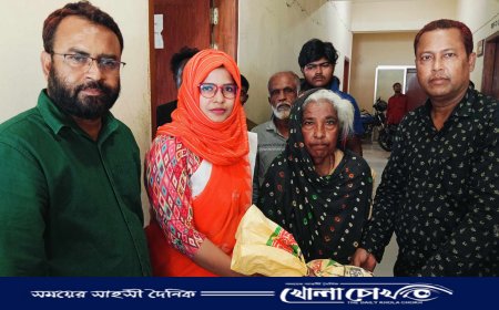 খোকসা পৌরসভায় ঈদুল আযহা উপলক্ষে ভিজিএফ চাউল বিতরণ