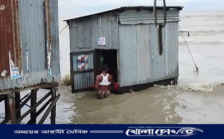 নোয়াখালীতে একদিনে ২৮৫ মিলিমিটার বৃষ্টি, জোয়ারের পানিতে প্লাবিত বহু এলাকা