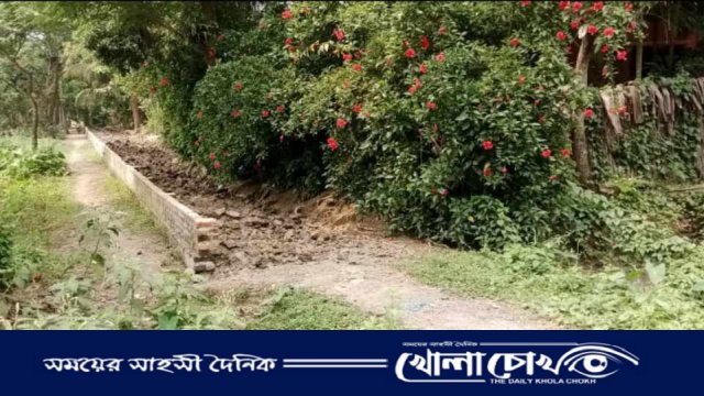 হাতিয়ায় আদালতের নিষেধাজ্ঞা অমান্য করে জমি ও চলাচলের পথ দখলের অভিযোগ