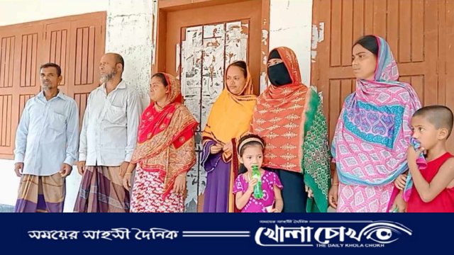 ভাঙ্গায় ভিজিডির চাল আত্মসাতের অভিযোগে দুঃস্থদের অবস্থান কর্মসূচি