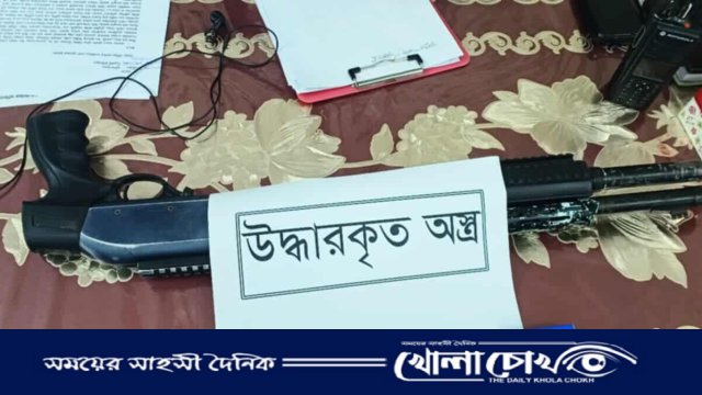 সদরপুর থানা থেকে লুট হওয়া শর্টগান উদ্ধার, গ্রেপ্তার ২