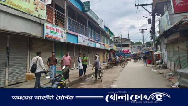 আলফাডাঙ্গা বাজারে ব্যবসায়ীর উপর হামলার প্রতিবাদে দোকানপাট অনির্দিষ্টকালের জন্য বন্ধ