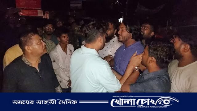 ফরিদপুরের নগরকান্দায় বৈষম্যবিরোধী ছাত্র নেত্রী বর্ষার উপর হামলা