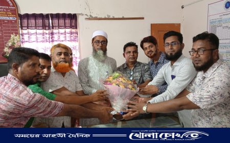 সদরপুরে নবাগত শিক্ষা অফিসারকে সংবর্ধনা