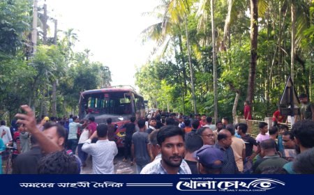 পিরোজপুরে বিয়ের গাড়ির সঙ্গে ইজিবাইকের সংঘর্ষে প্রাণ গেল ১ জনের, আহত অন্তত ৩০