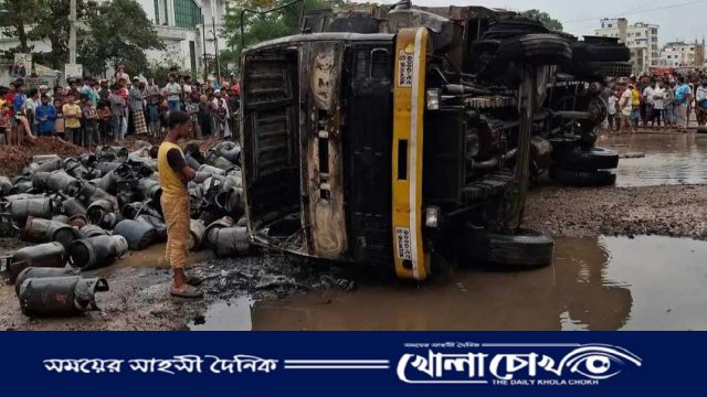 ব্রাহ্মণবাড়িয়ায় সিলিন্ডারবাহী ট্রাকে আগুন