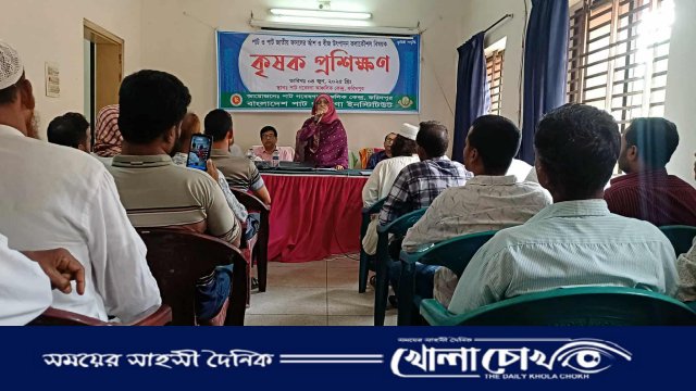 ফরিদপুরে কৃষকদের প্রশিক্ষণ ও মাঠ দিবস বিজেআরআই উদ্ভাবিত তোষা পাট-৯ জাতে কৃষকদের আগ্রহ