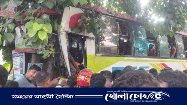 মধুখালীতে বাস দুর্ঘটনায় ২০ জন আহত, ভ্যানচালক ঢাকায় স্থানান্তরিত