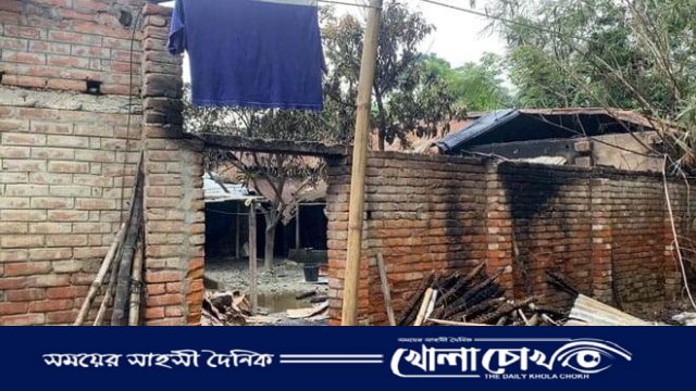 পুঠিয়ায় ব্যবসায়ীর বাড়িতে হামলা: অভিযোগ বিএনপি নেতার বিরুদ্ধে