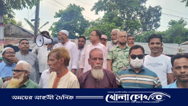 আত্রাইয়ে কেন্দ্রীয় বিএনপির সদস্য আনোয়ার হোসেন বুলুর জনসংযোগ