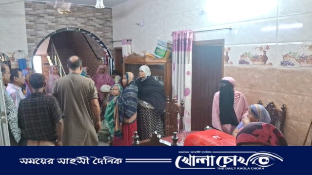 দেড়শ ভরি স্বর্ণালঙ্কার ও পাঁচ লাখ টাকা লুট, আহত গৃহকর্তা দম্পতি