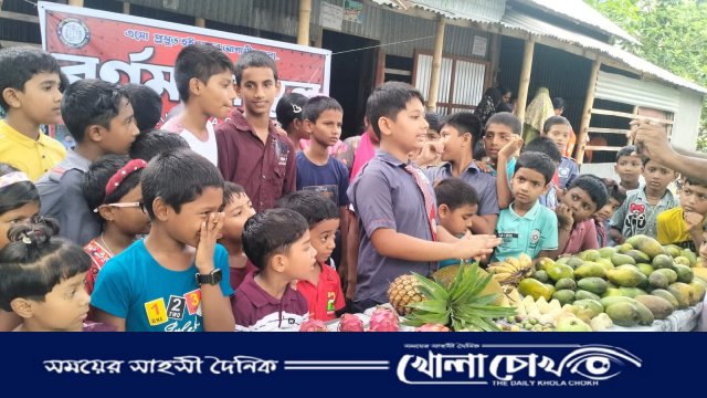 ফরিদপুরের কানাইপুর বর্ণমালা স্কুলে রঙিন আয়োজনে মৌসুমি ফল উৎসব
