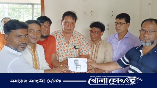 আলফাডাঙ্গা বাজার বণিক সমিতির নির্বাচনে প্রার্থীদের মাঝে প্রতীক বরাদ্দ সম্পন্ন