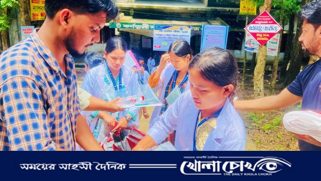 কাপ্তাইয়ে এইচএসসি পরীক্ষার্থীদের মাঝে বিশুদ্ধ পানি ও খাবার স্যালাইন বিতরণ করল ছাত্রদল