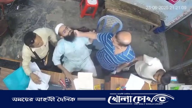 ঘিওরে ধর্মপ্রাণ ব্যবসায়ীর দাড়ি ধরে টানার ঘটনায় অভিযুক্ত নাঈম ভুঁইয়া আশুলিয়া থেকে গ্রেপ্তার