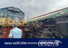 লালমনিরহাটে দুই ট্রেনের মুখোমুখি সংঘর্ষ