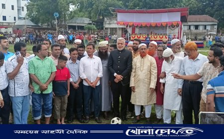 মহম্মদপুরে কৃষি বিজ্ঞানী ড. আলী আফজাল ফুটবল টুর্নামেন্টের জমকালো উদ্বোধন