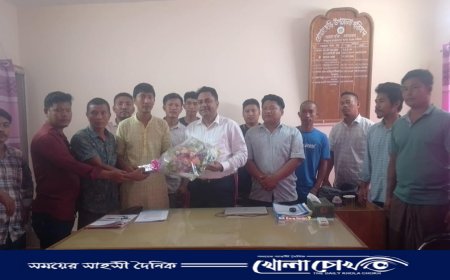 রোয়াংছড়িতে নবাগত ইউএনও'র সঙ্গে বিএনপির সহযোগী সংগঠনের নেতৃবৃন্দের শুভেচ্ছা বিনিময়