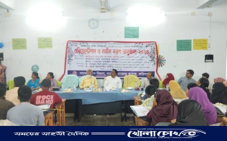 উষ্ণ অভ্যর্থনায় নতুন অধ্যায়ের শুরু: রাজেন্দ্র কলেজে নবীনদের বরণ