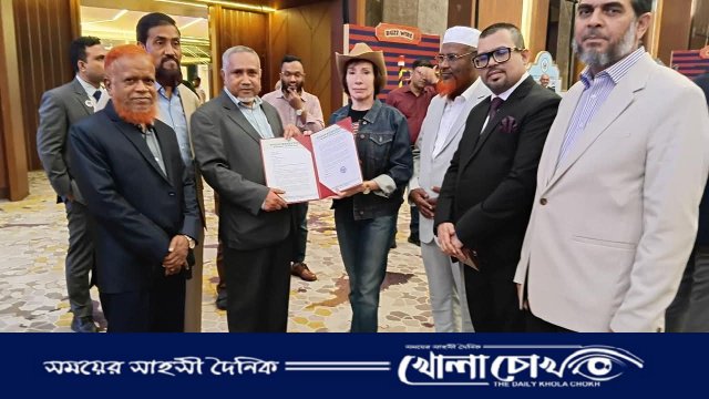যুক্তরাষ্ট্রের স্বাধীনতা দিবস উপলক্ষে আয়োজিত অনুষ্ঠানে জামায়াত নেতৃবৃন্দের অংশগ্রহণ