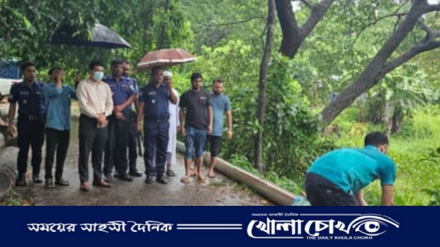 সিরাজদিখানে অবৈধ ড্রেজার অভিযানে বিপুল পরিমাণ পাইপ অপসারণ