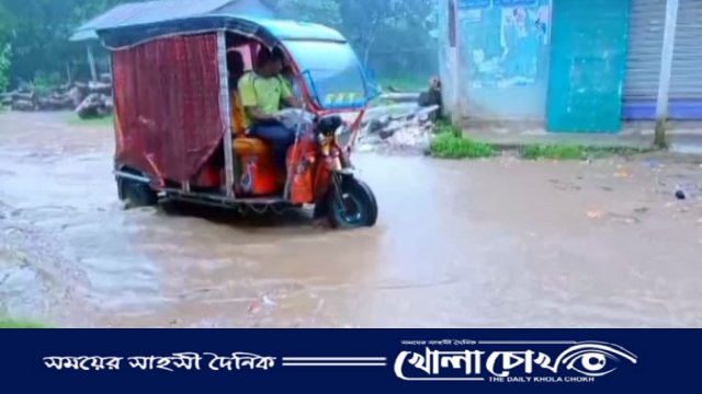 অবহেলায় জনদুর্ভোগ চরমে, আতঙ্কের নাম সিঙ্গারবিল-কাশিনগর সড়ক