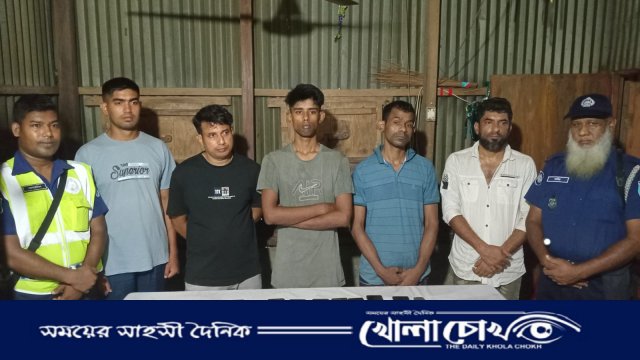 ফরিদপুরের মধুখালীতে সেনা-পুলিশের যৌথ অভিযানে মোবাইল ব্যাংকিং চক্রের মূলহোতা আটক