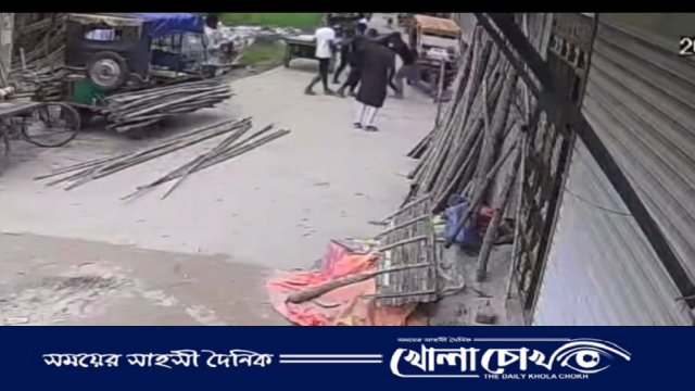 শ্রীনগরে পৃথক স্থানে ছুরিকাঘাতে শিক্ষকসহ দুজন আহত