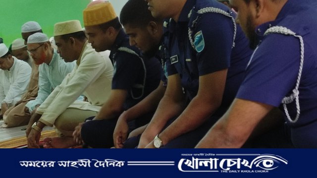 ফরিদপুরে জেলা পুলিশের উদ্যোগে দোয়া মাহফিল অনুষ্ঠিত