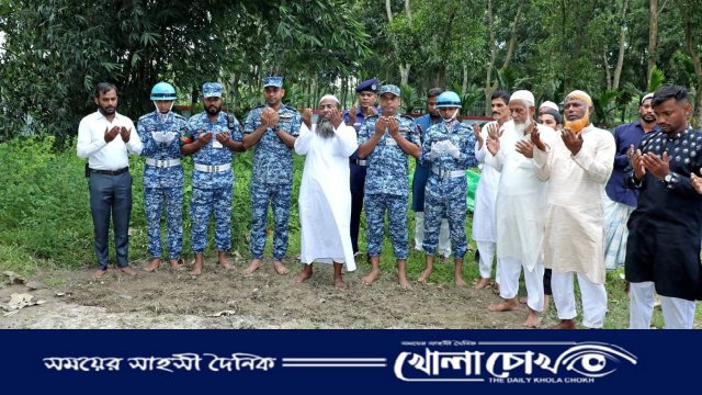 শিক্ষার্থীদের রক্ষায় আত্মত্যাগকারী শিক্ষিকার প্রতি বিমান বাহিনীর শ্রদ্ধা
