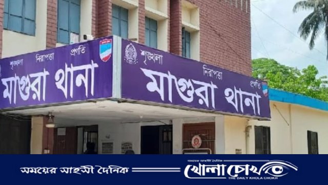 মাগুরায় রাতে কলা বিক্রেতার গলা কাটা লাশ উদ্ধার
