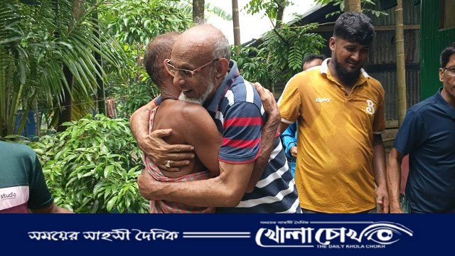 পিরোজপুরের ইন্দুরকানীর পানিবন্দী মানুষের ঘরে ঘরে ত্রাণ নিয়ে হাজির বিএনপি