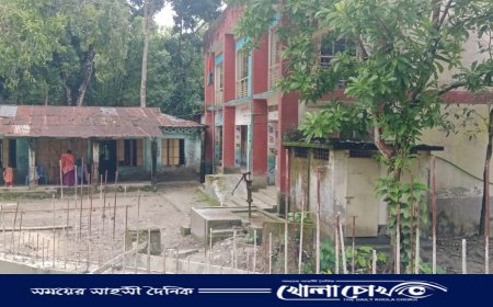 বিদ্যালয়ের মাঠ দখল করে সড়ক ও কালভার্ট নির্মাণ