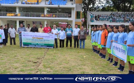 নারী ক্ষমতায়নের গোলে মুখরিত স্টেডিয়াম: বল পায়ে স্বপ্ন দেখছে থানচির কিশোরীরা