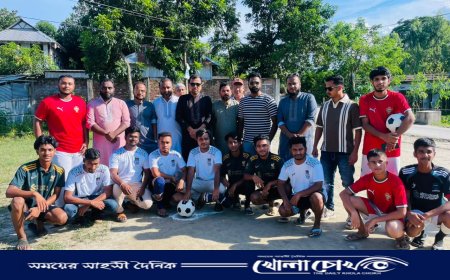 কোলাপাড়ায় দক্ষিণ পাইকসা মাঠে ফুটবল খেলা  উদ্ধোধনে বিএনপি নেতা ফরহাদ হোসেন