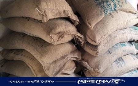রাণীনগরে খাদ্যবান্ধব কর্মসূচির দেড় হাজার কেজি চাল উদ্ধার